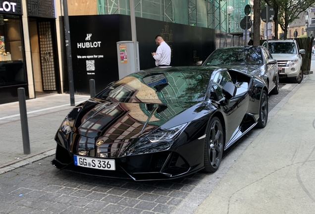 Lamborghini Huracán LP640-4 EVO