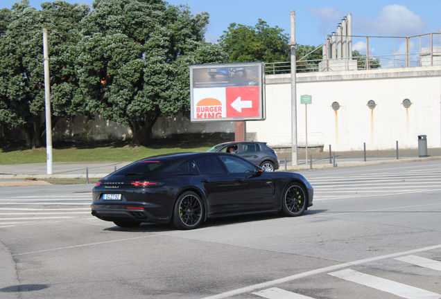 Porsche 971 Panamera Turbo S E-Hybrid