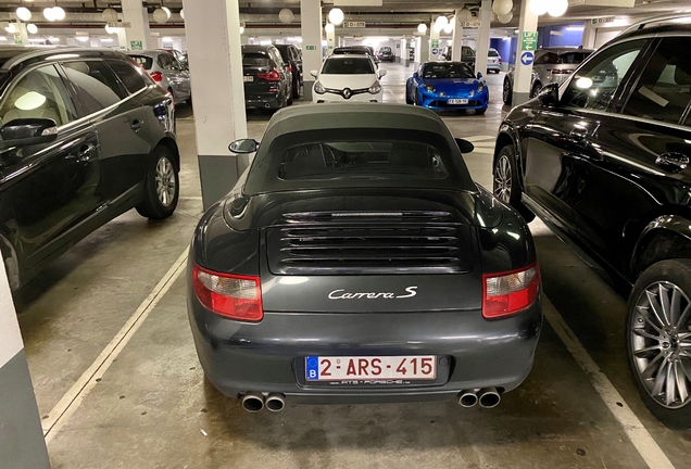 Porsche 997 Carrera S Cabriolet MkI