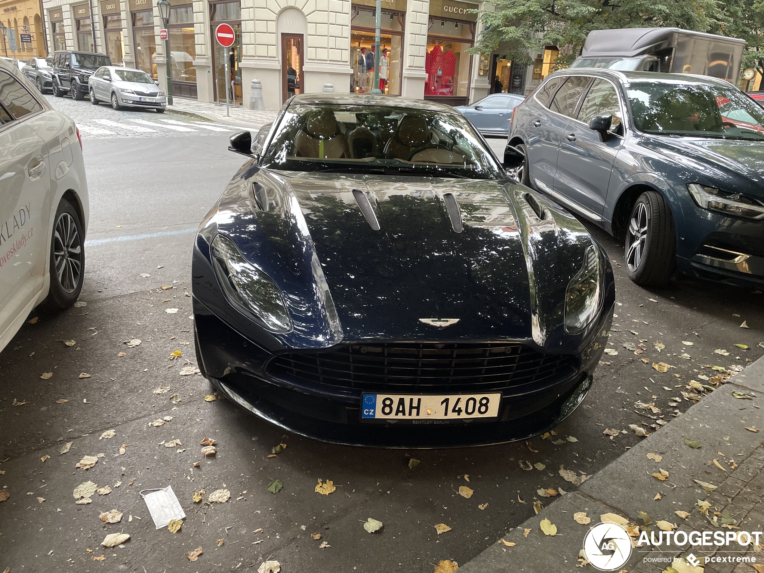 Aston Martin DB11 AMR