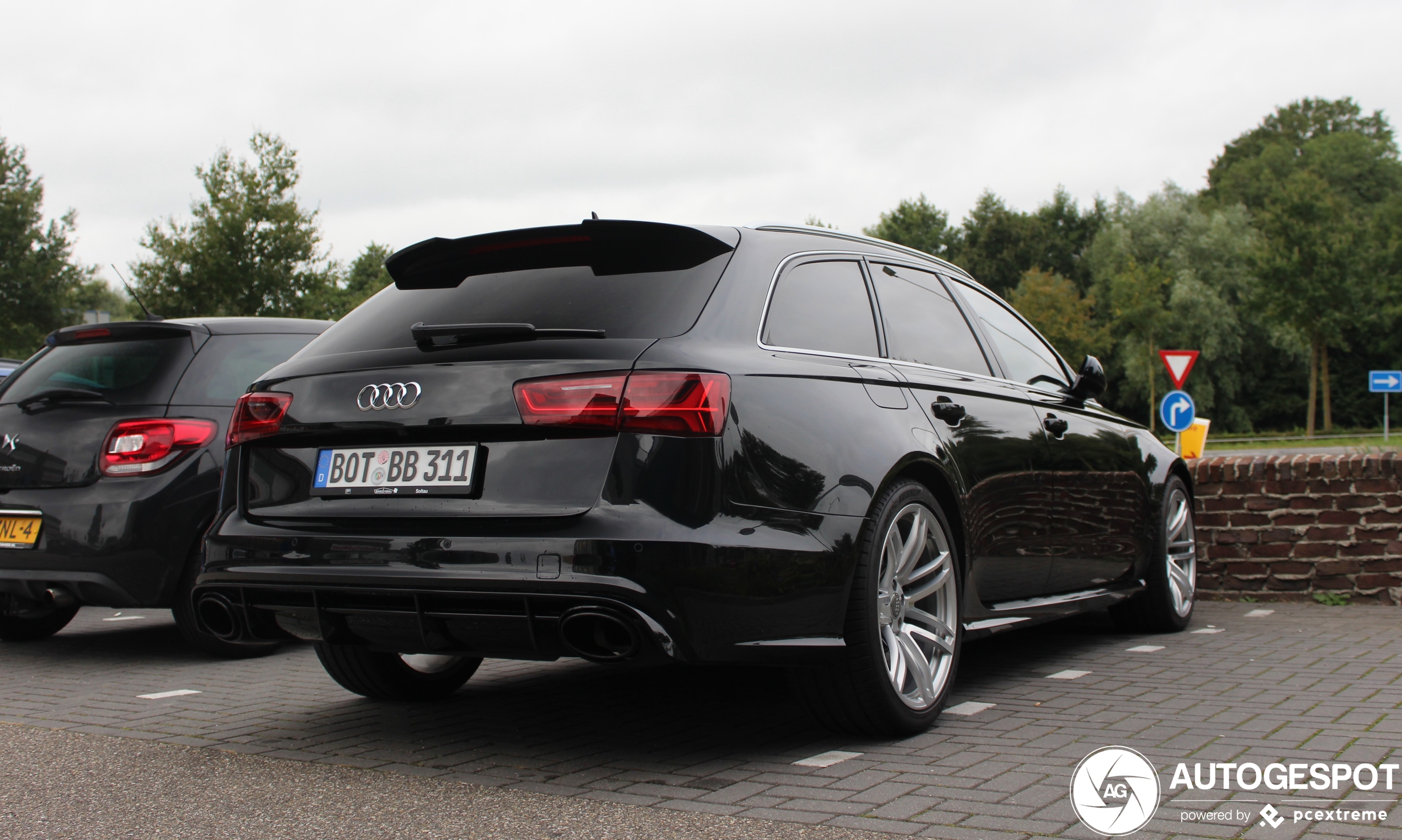 Audi RS6 Avant C7 2015