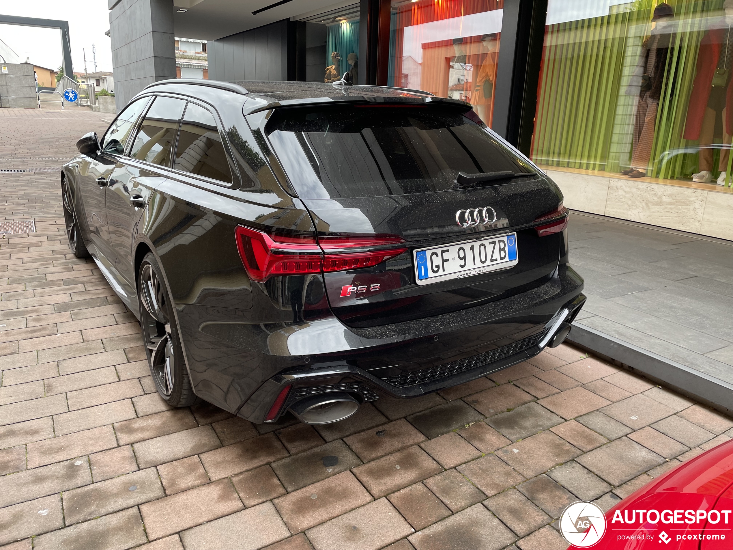 Audi RS6 Avant C8