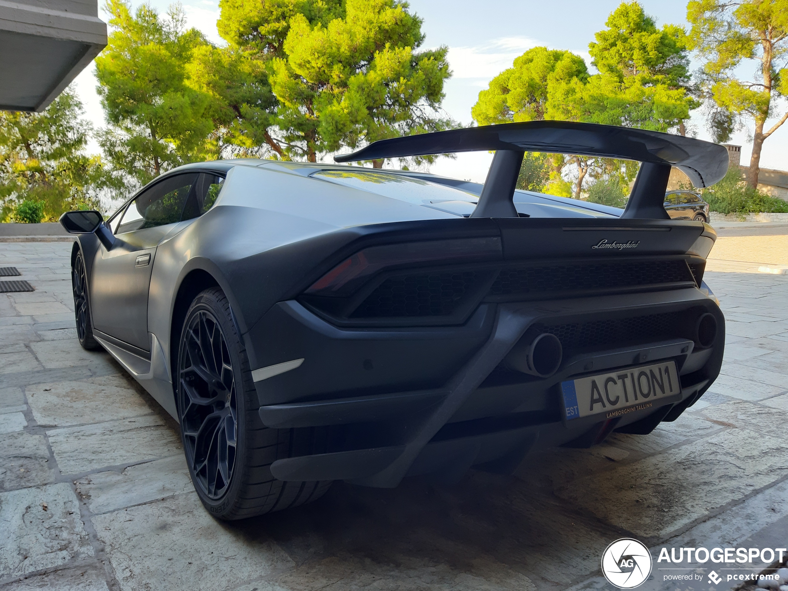 Lamborghini Huracán LP640-4 Performante