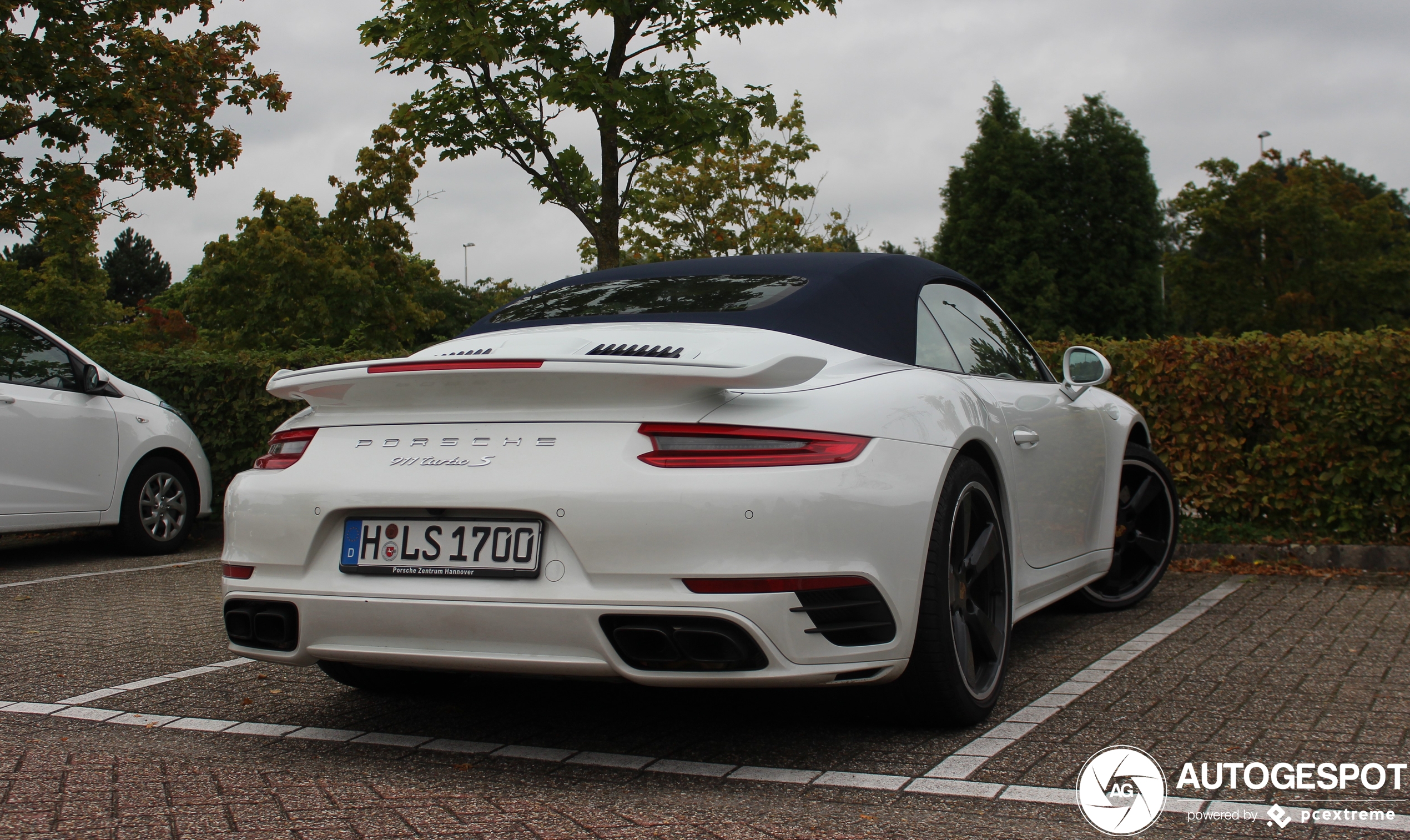 Porsche 991 Turbo S Cabriolet MkII