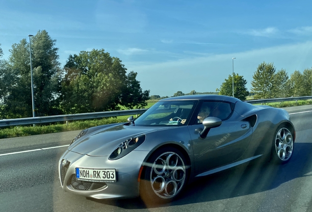 Alfa Romeo 4C Coupé