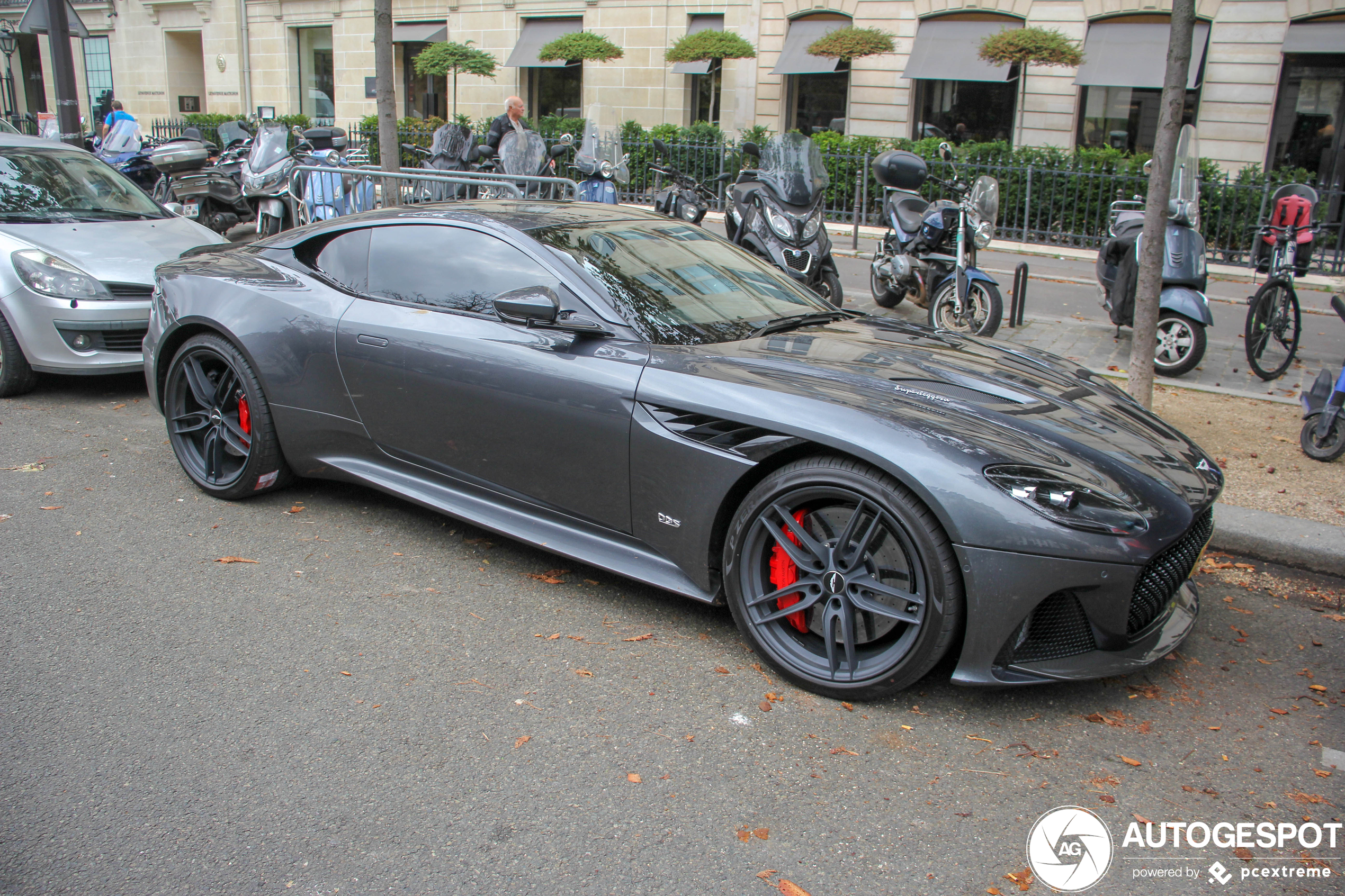 Aston Martin DBS Superleggera