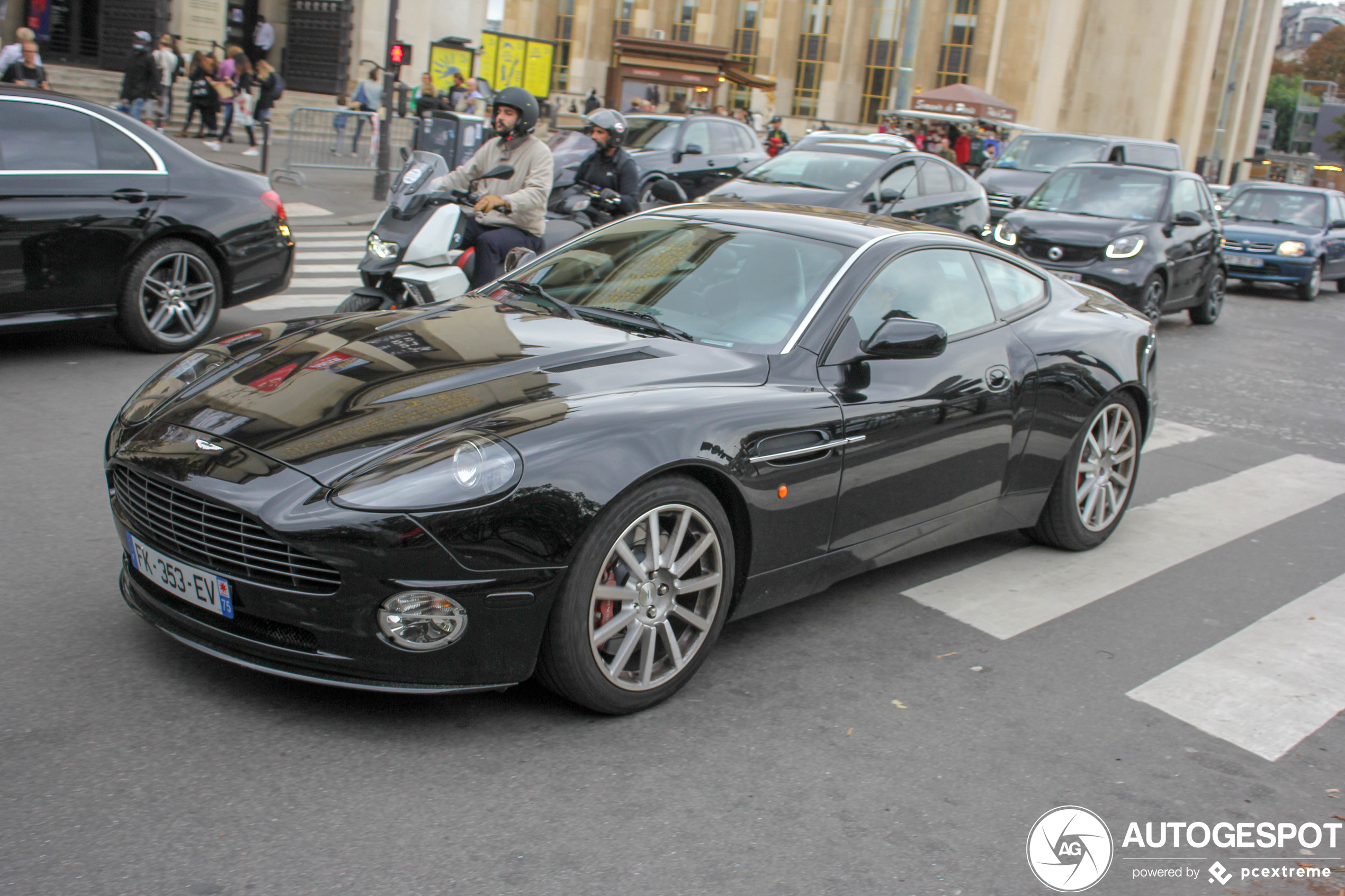 Aston Martin Vanquish S