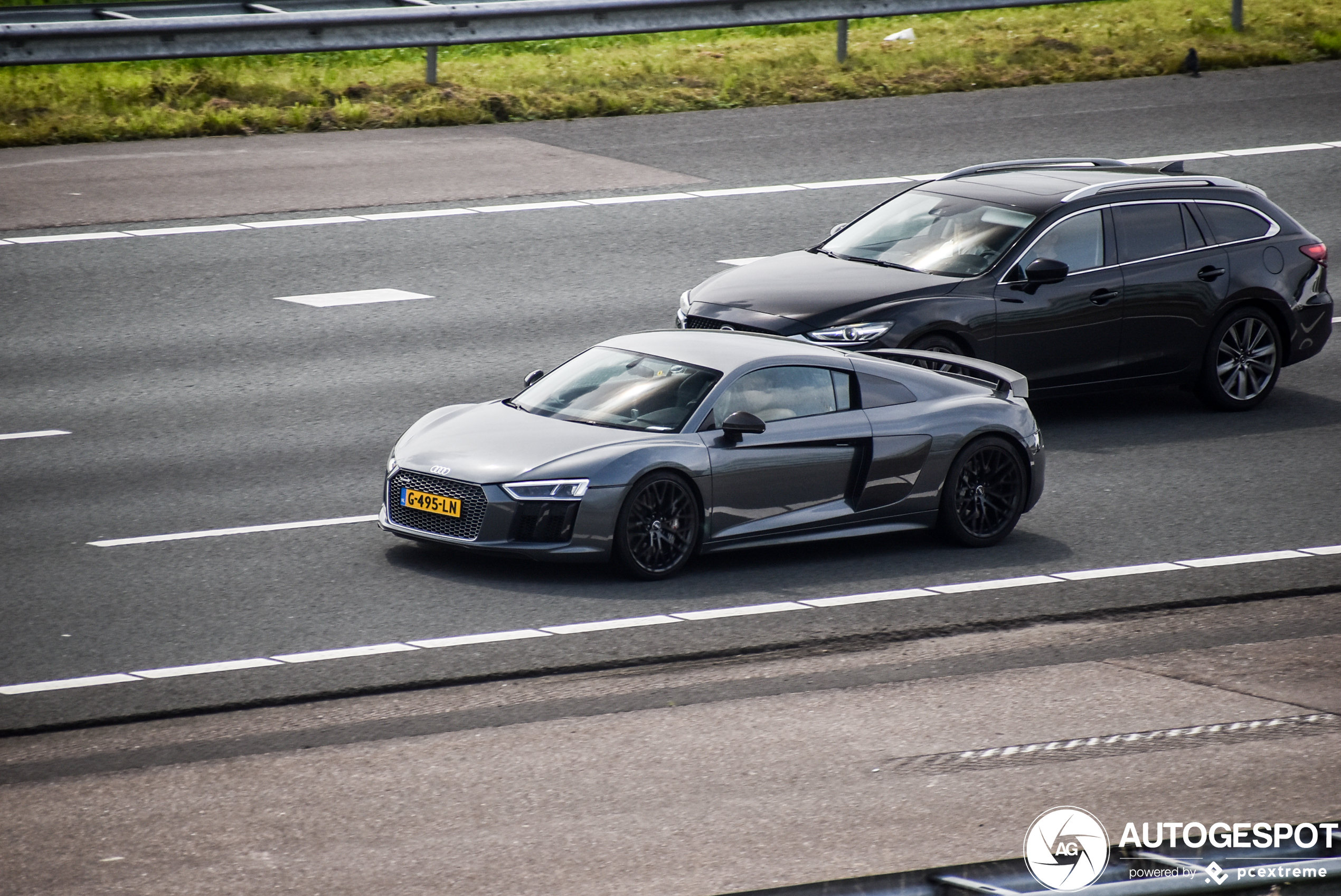 Audi R8 V10 Plus 2015