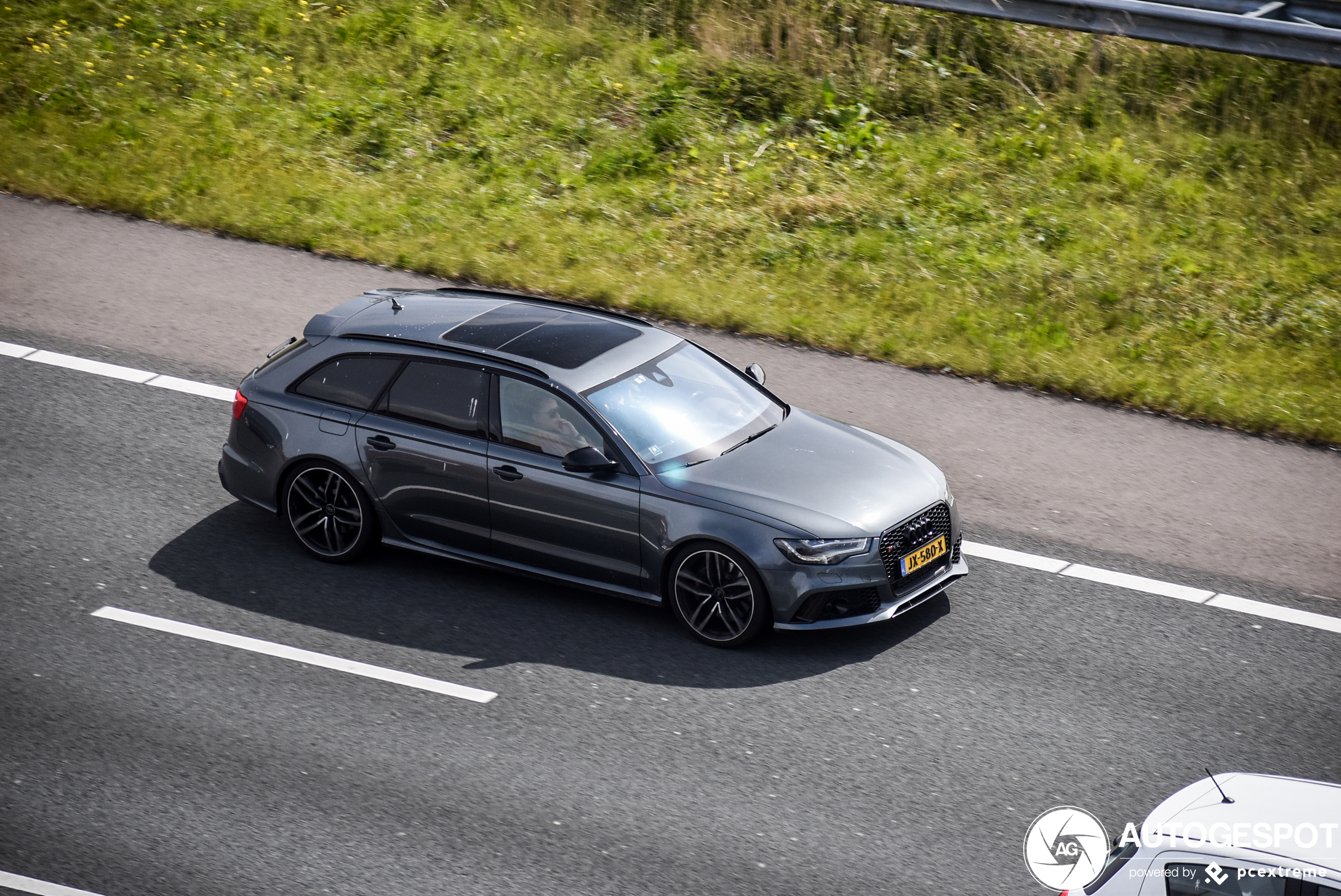 Audi RS6 Avant C7