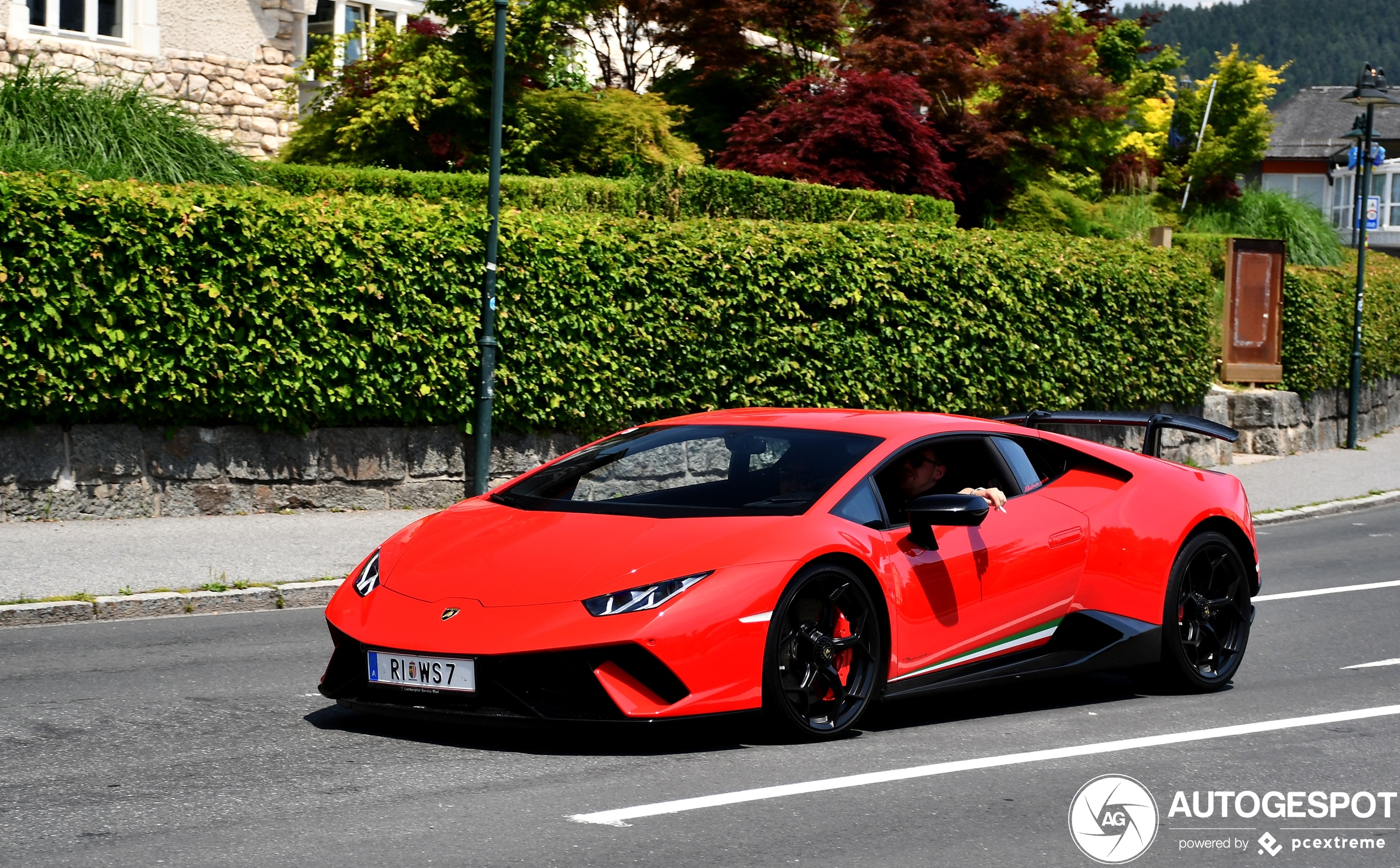 Lamborghini Huracán LP640-4 Performante