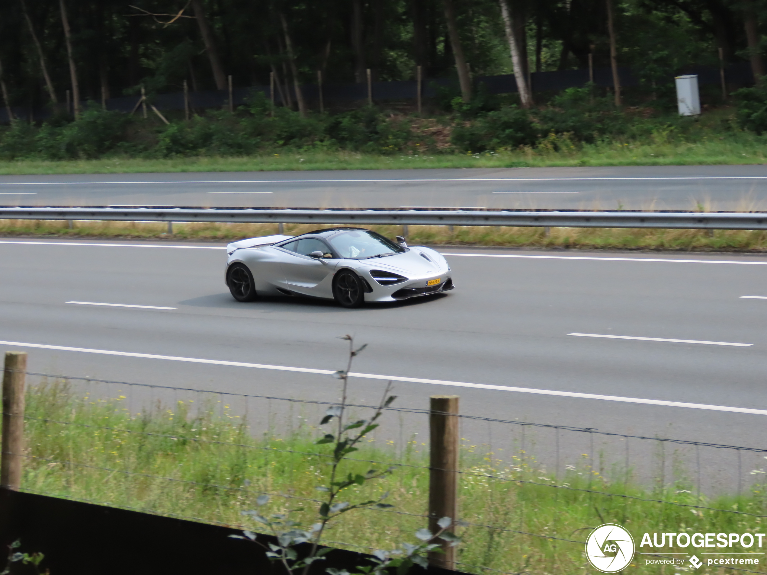 McLaren 720S