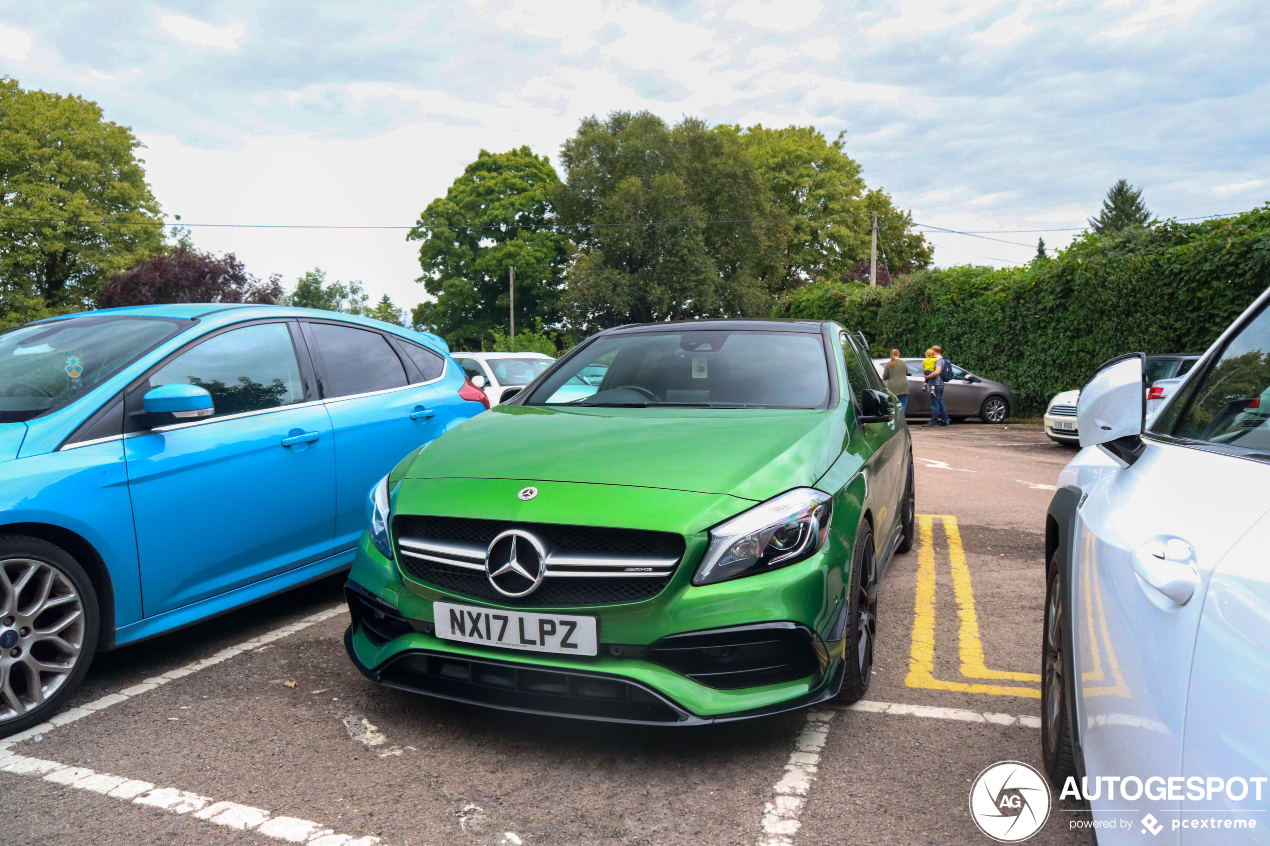 Mercedes-AMG A 45 W176 2015