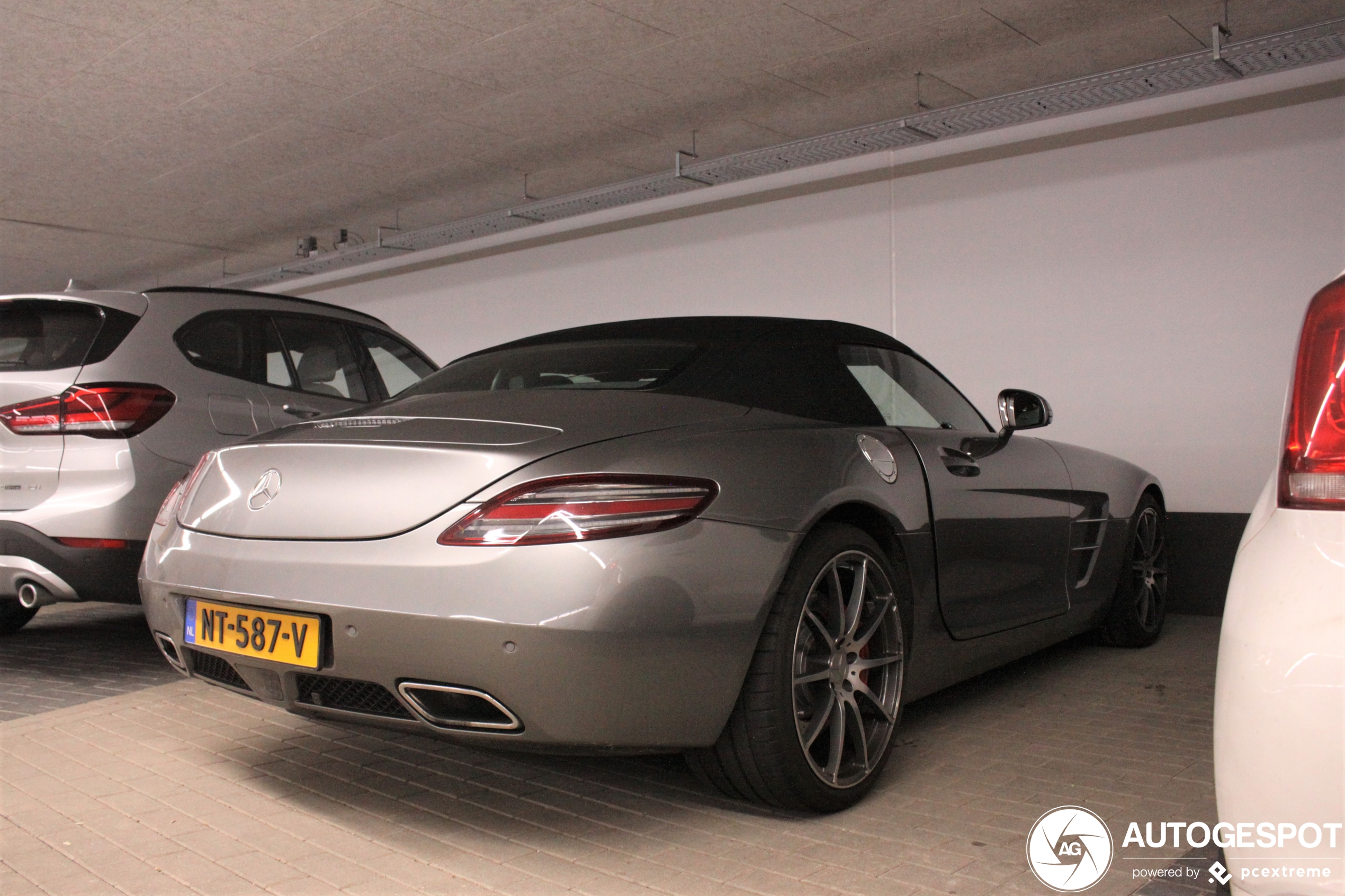 Mercedes-Benz SLS AMG Roadster