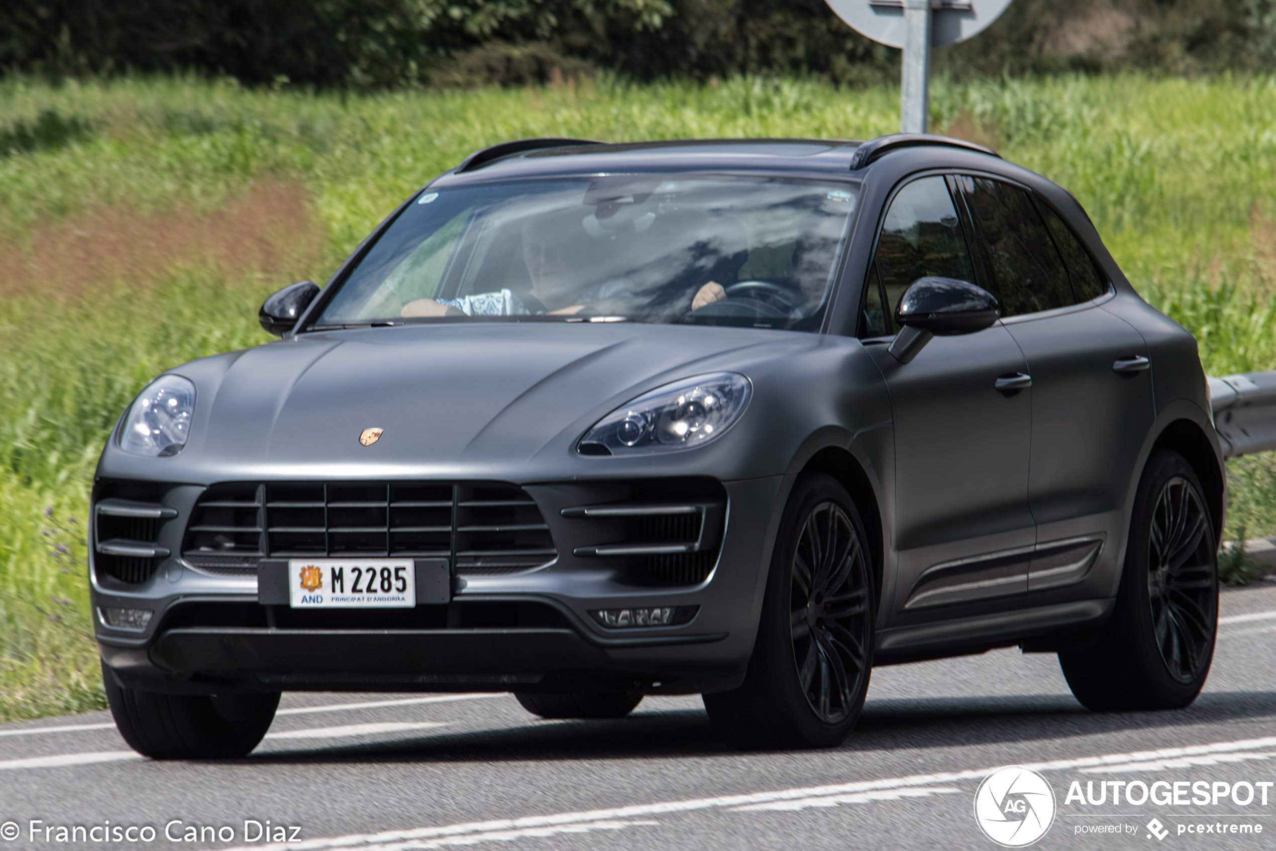 Porsche 95B Macan Turbo