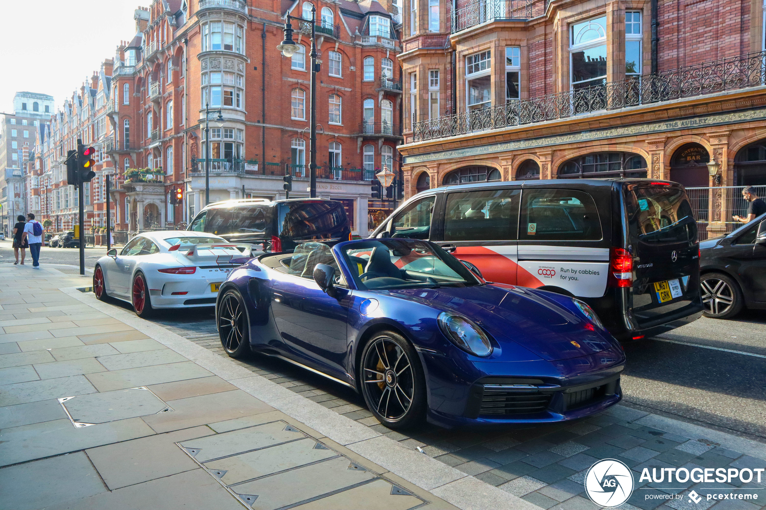 Porsche 992 Turbo S Cabriolet