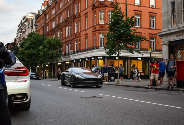 Aston Martin Vanquish 2013