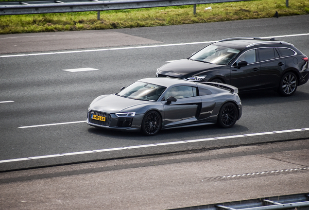 Audi R8 V10 Plus 2015