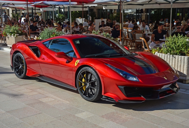 Ferrari 488 Pista