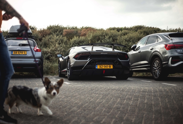 Lamborghini Huracán LP640-4 Performante