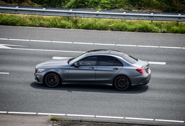 Mercedes-AMG C 63 S W205