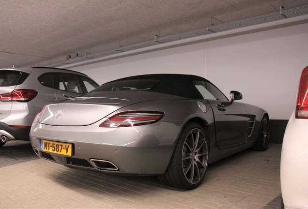 Mercedes-Benz SLS AMG Roadster