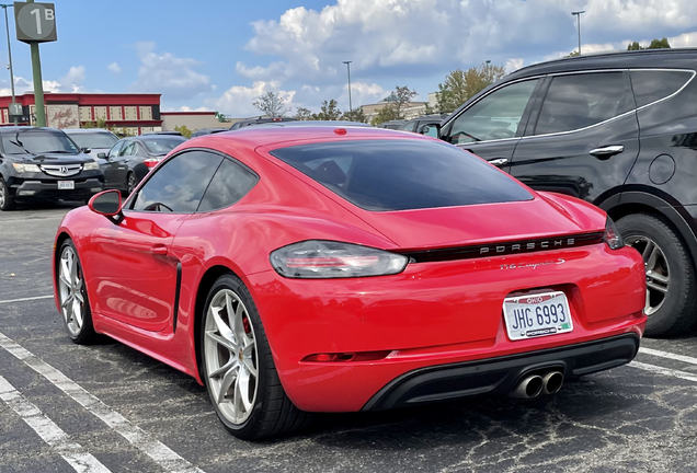 Porsche 718 Cayman S