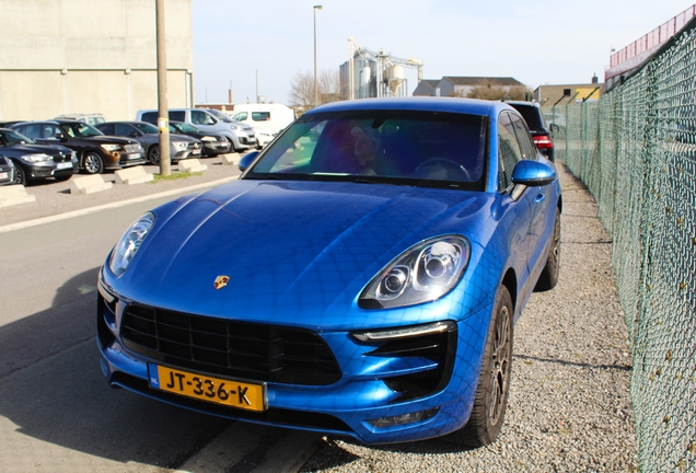 Porsche 95B Macan Turbo