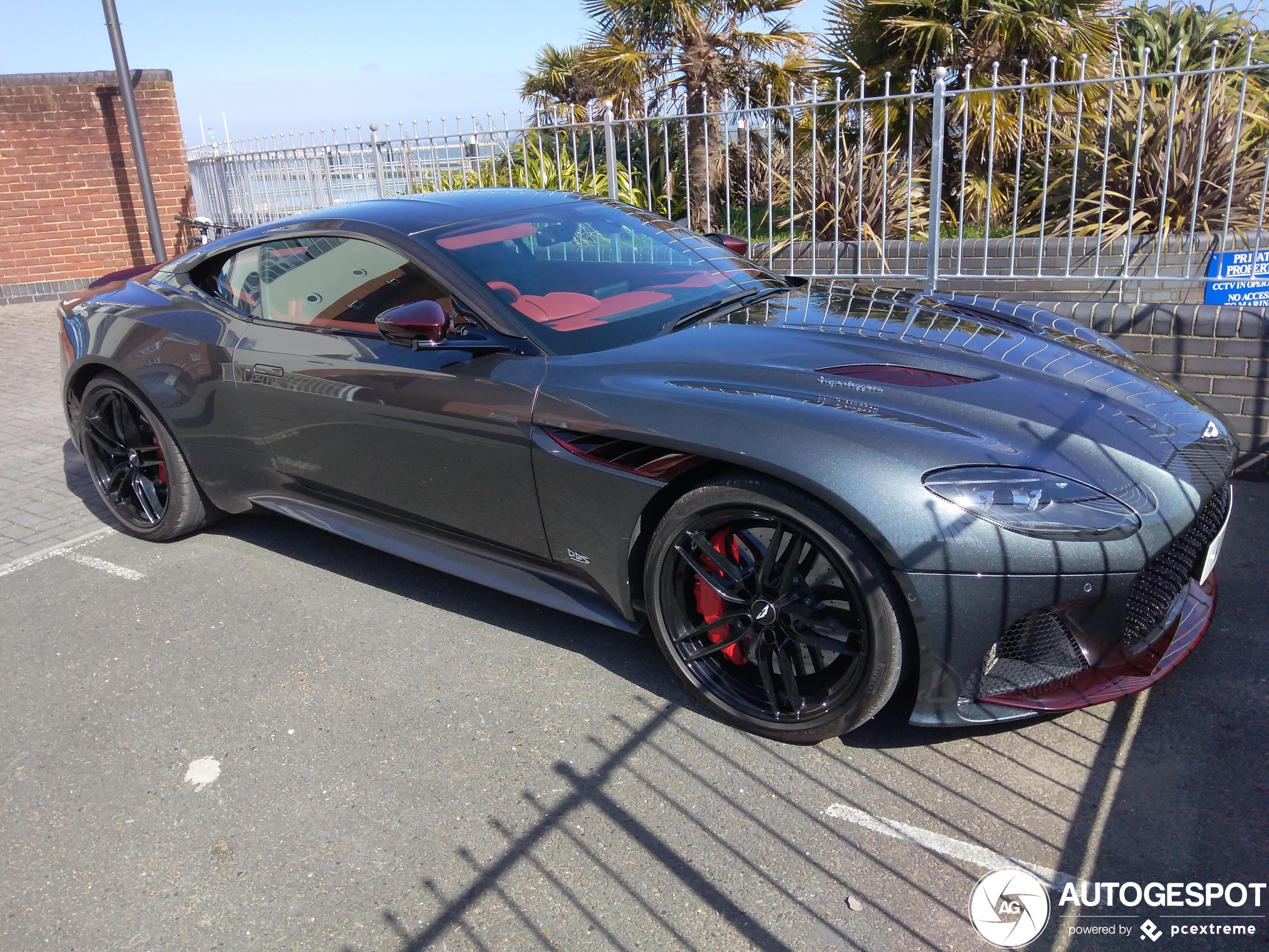 Aston Martin DBS Superleggera