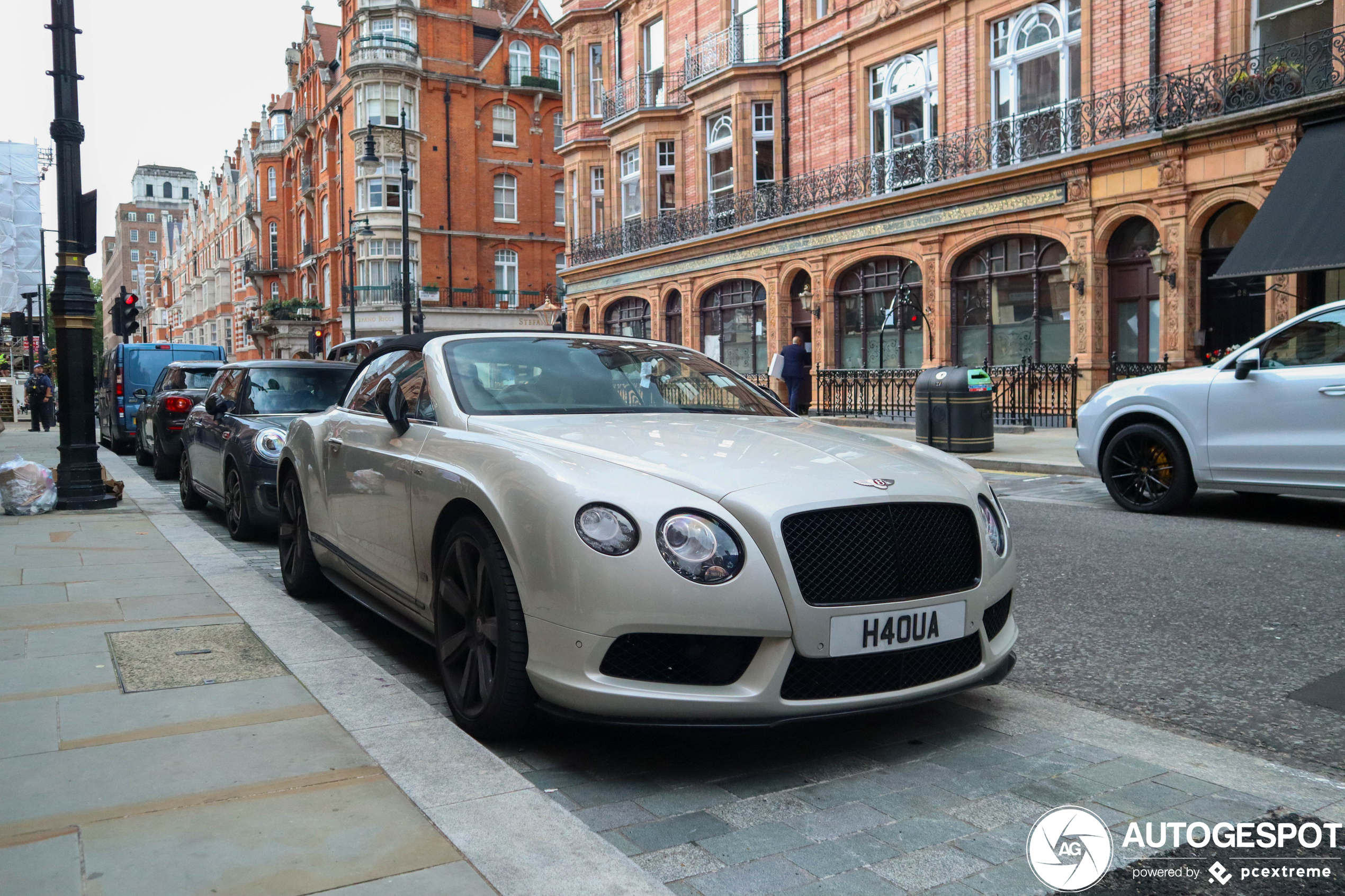 Bentley Continental GTC V8 S Concours Series