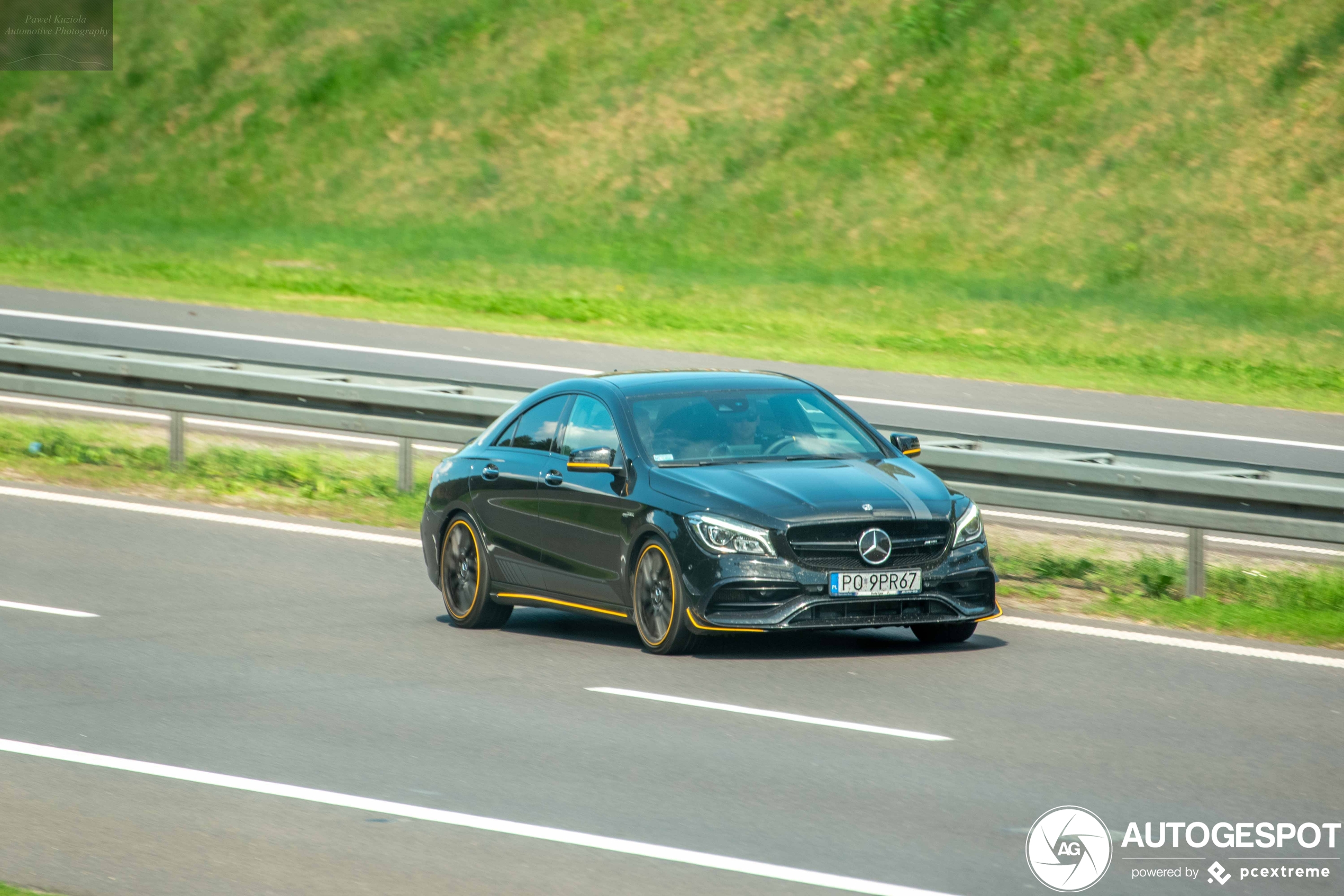 Mercedes-AMG CLA 45 C117 Yellow Night Edition