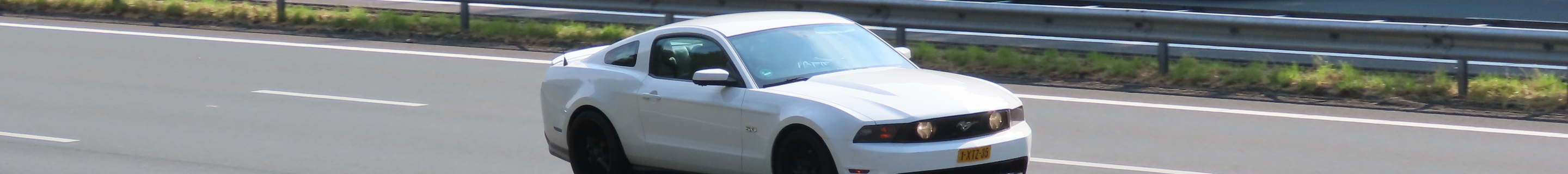 Ford Mustang GT 2011