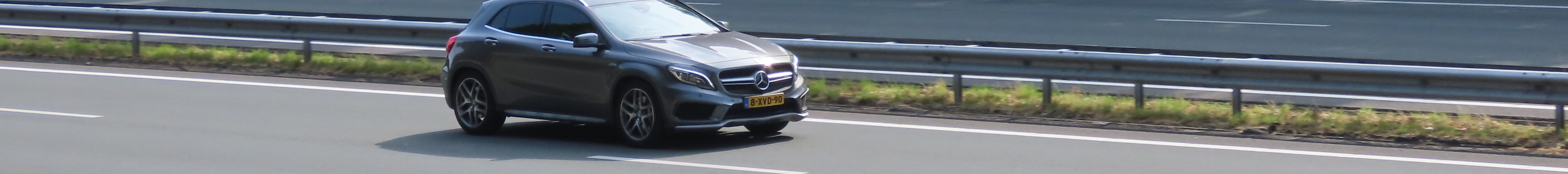 Mercedes-Benz GLA 45 AMG X156