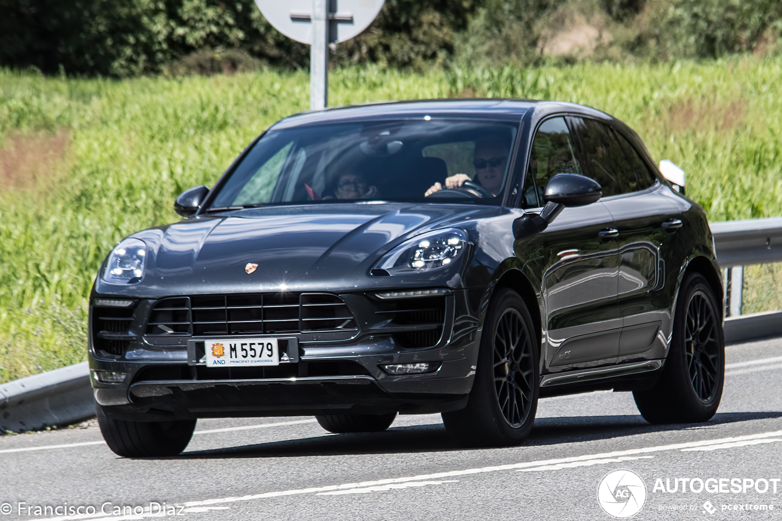 Porsche 95B Macan GTS