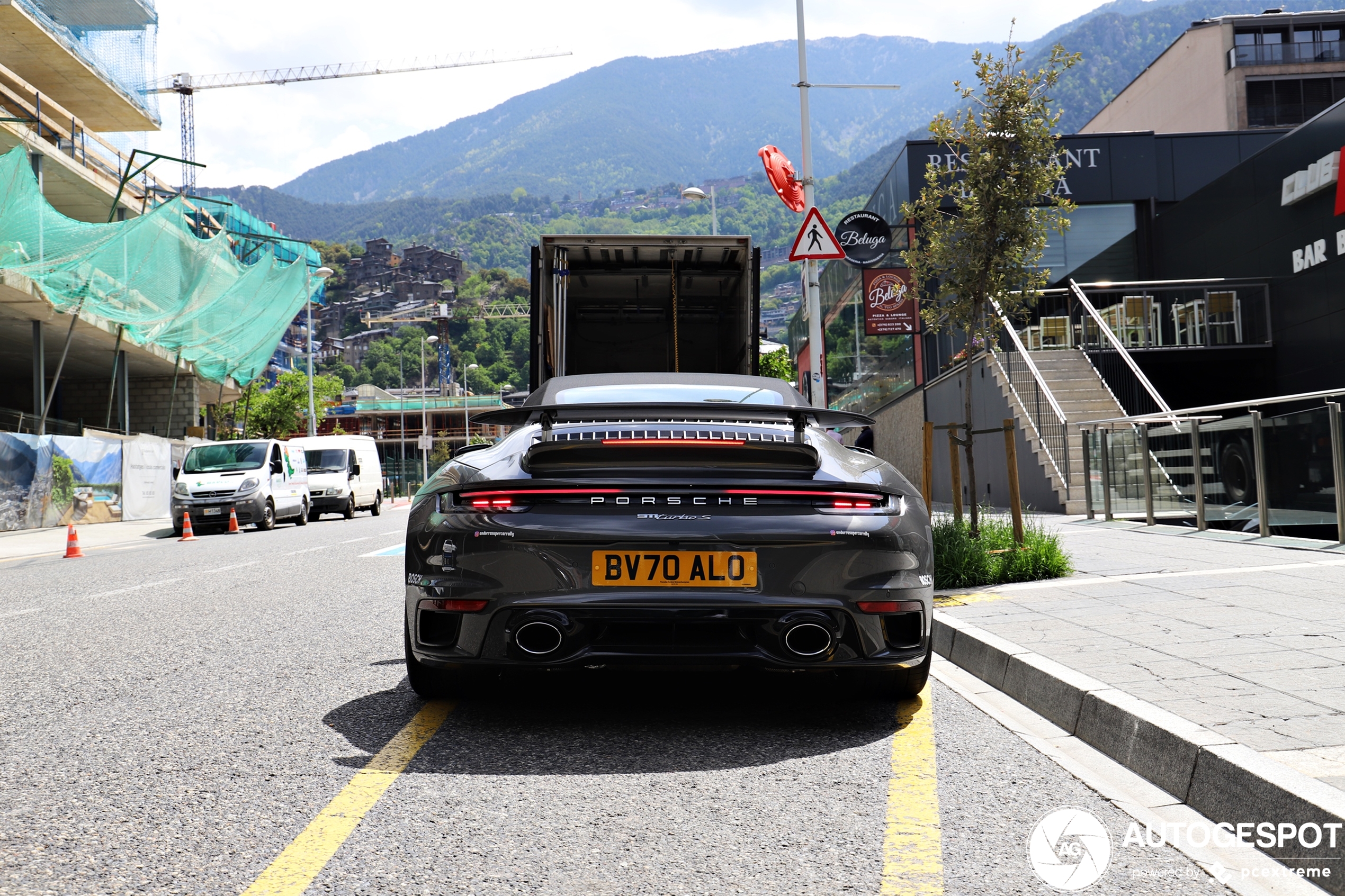 Porsche 992 Turbo S Cabriolet