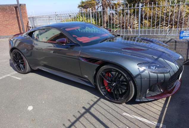 Aston Martin DBS Superleggera