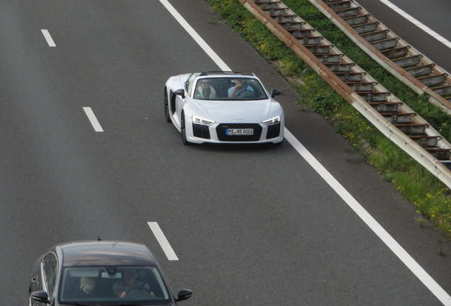 Audi R8 V10 Spyder 2016