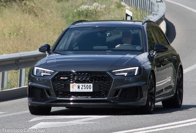 Audi RS4 Avant B9