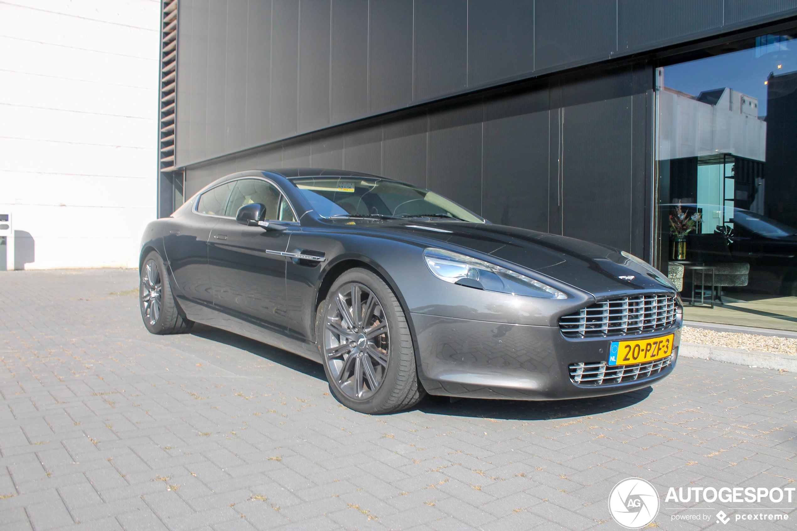 Aston Martin Rapide