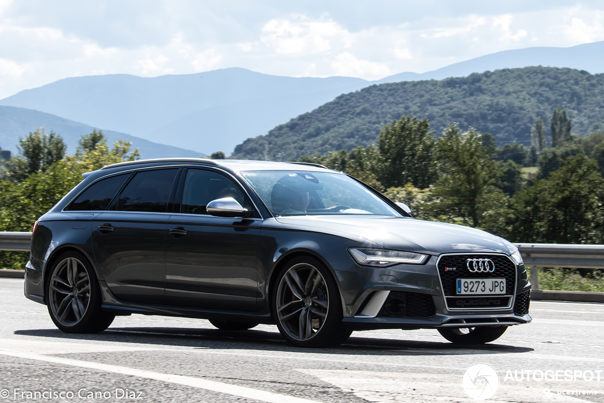 Audi RS6 Avant C7 2015