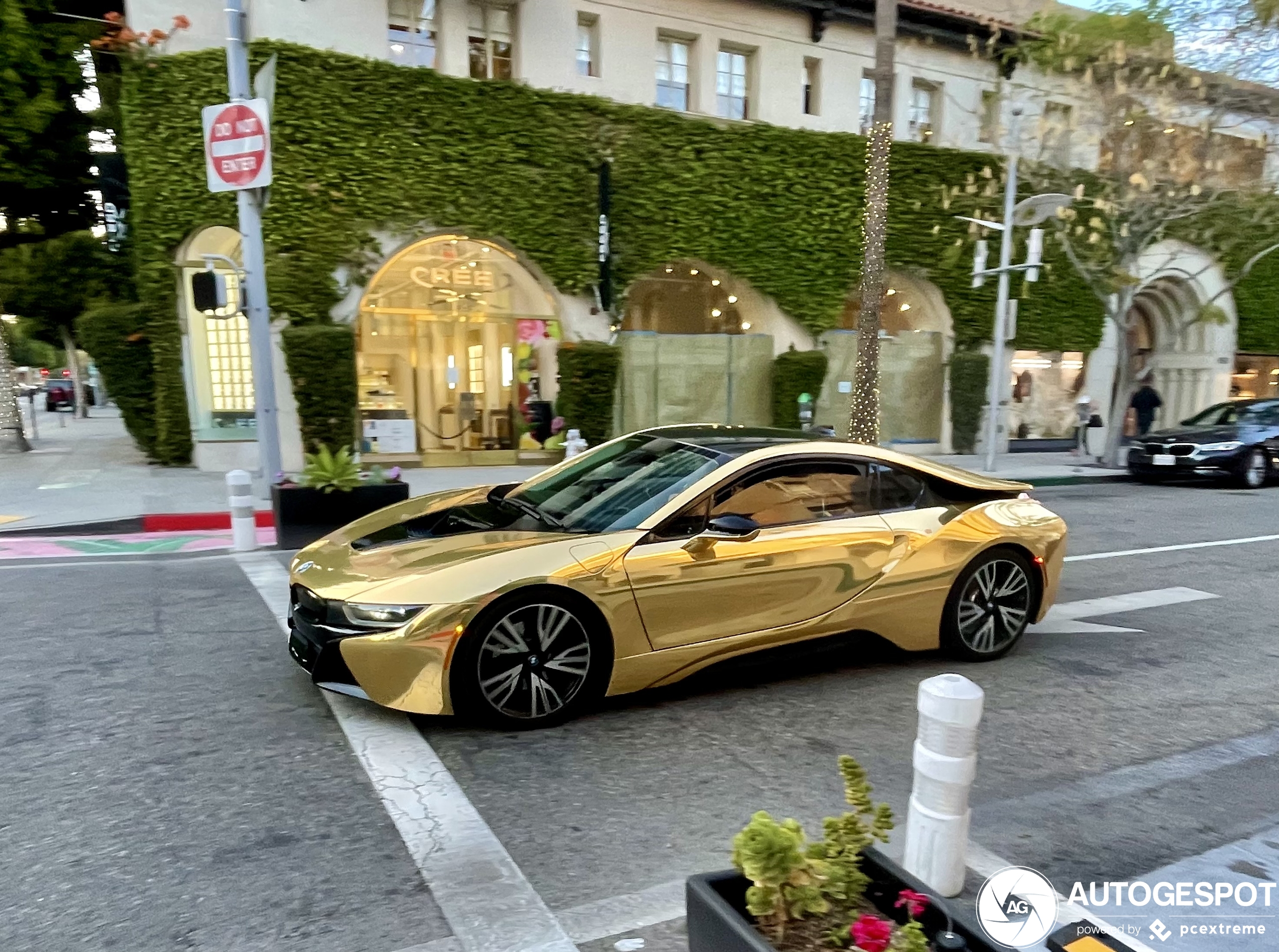 BMW i8