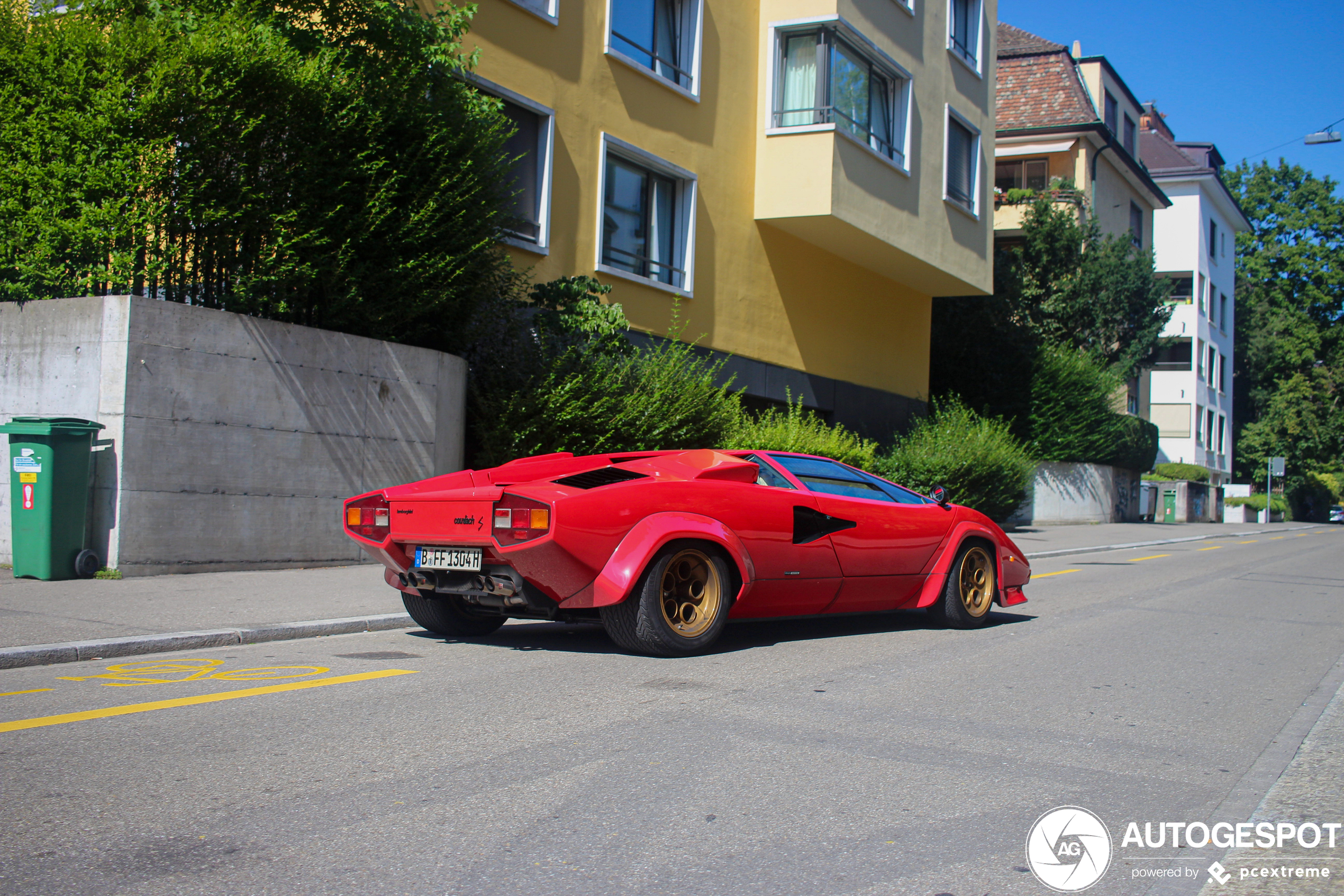 Lamborghini Countach LP400 S