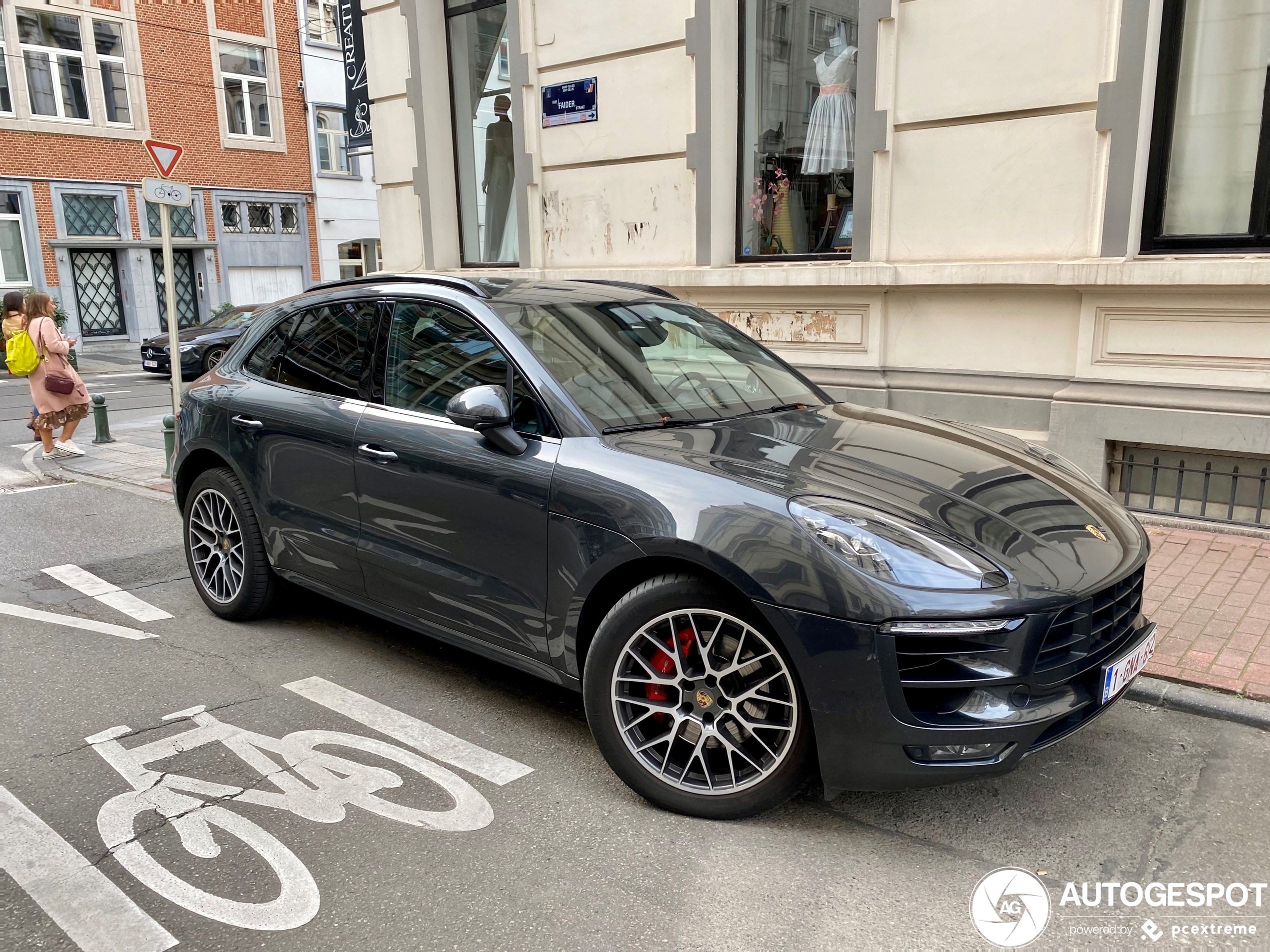 Porsche 95B Macan Turbo