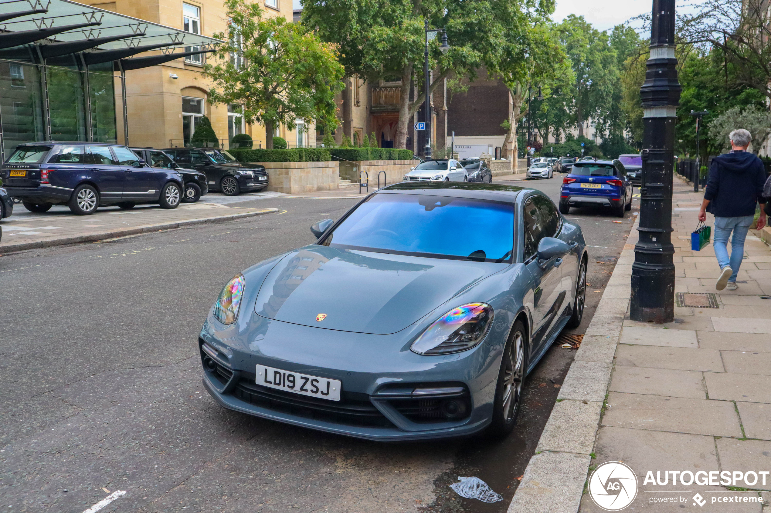 Porsche 971 Panamera Turbo S E-Hybrid