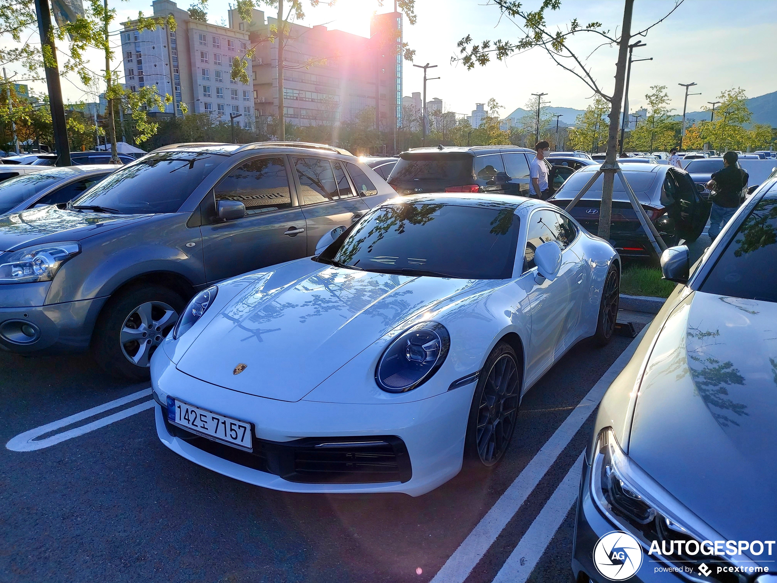 Porsche 992 Carrera 4S