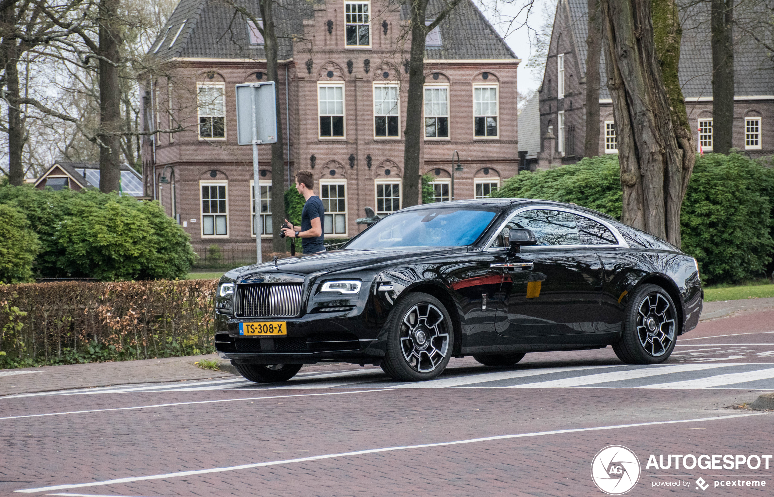 Rolls-Royce Wraith Black Badge