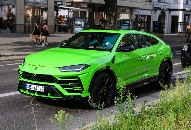 Lamborghini Urus