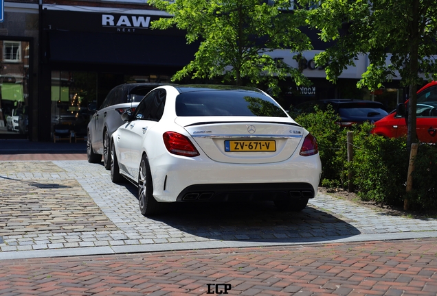 Mercedes-AMG C 63 S W205