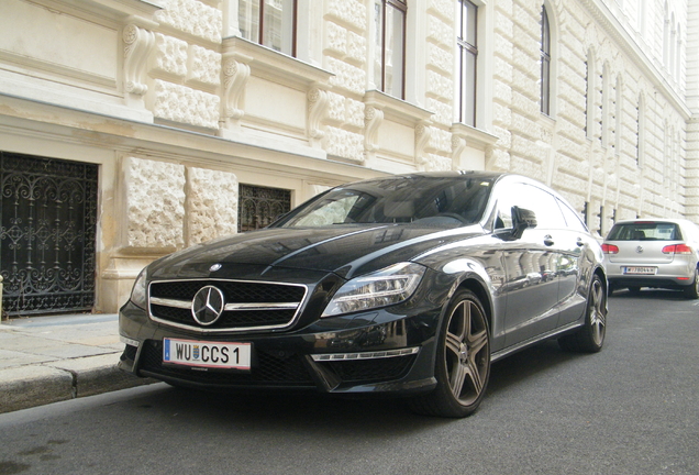 Mercedes-Benz CLS 63 AMG X218 Shooting Brake