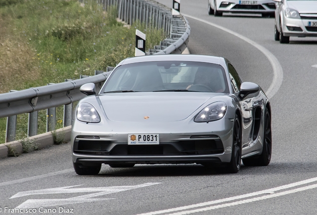 Porsche 718 Cayman GTS 4.0