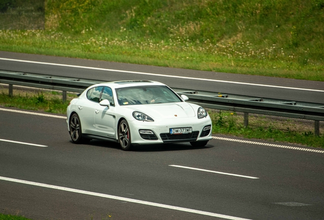 Porsche 970 Panamera GTS MkI